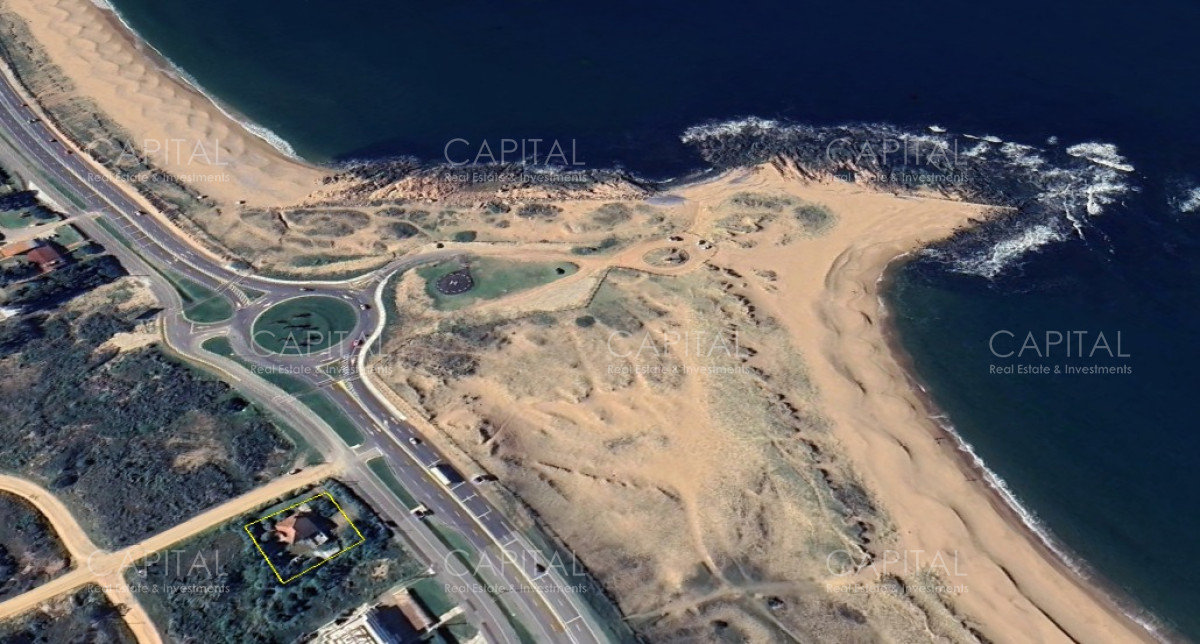 Terreno ID.35258 - Lote primera fila en Playa Mansa de Punta del Este en Venta 