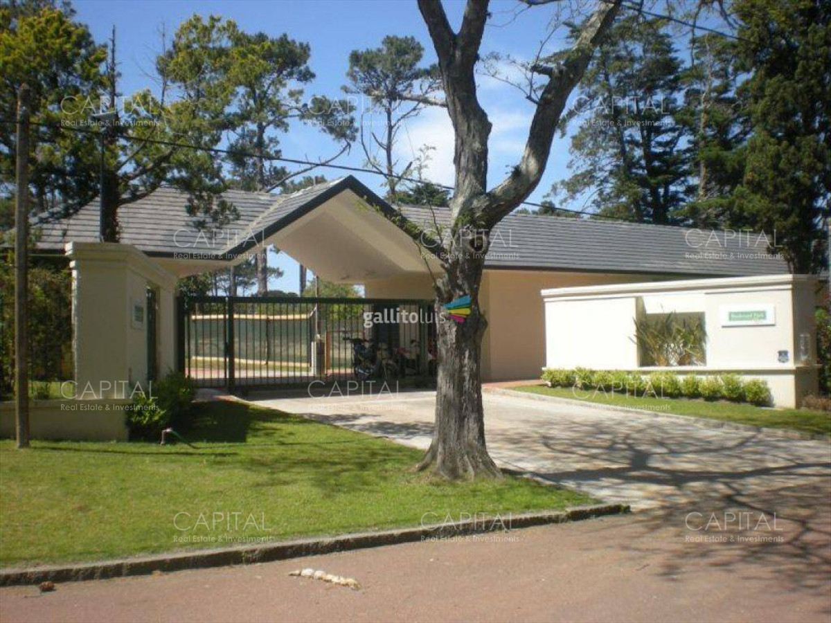 Terreno en Venta en Barrio Privado Punta del Este - CCP32837T