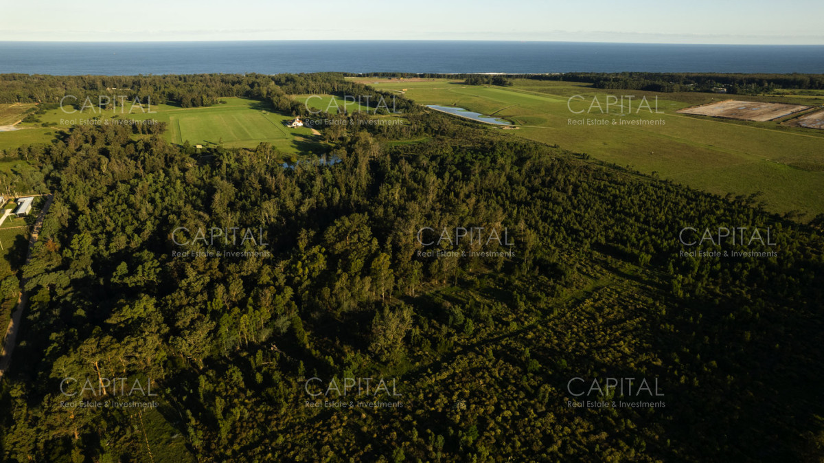 Terreno ID.37598 - Terreno en venta en Eden Rock - Zona en crecimiento