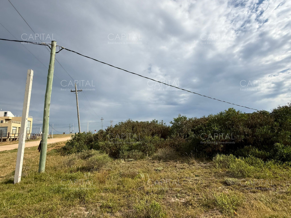 Terreno ID.39397 - Terreno esquinero en venta en Santa Mónica 