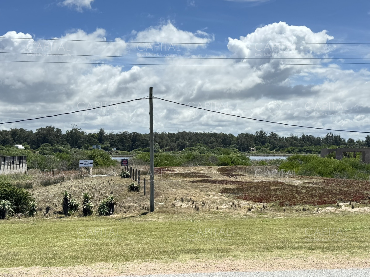 Terreno ID.37267 - Terreno en Santa Mónica frente al mar 
