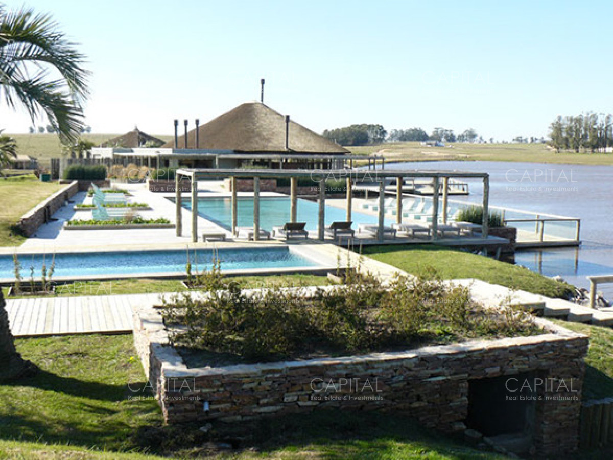 Terreno ID.39631 - Terreno en venta de 4000 mts en Pueblo Mio ruta 104 Manantiales