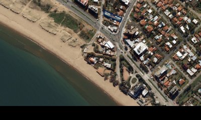 Lote en venta en zona comercial de Playa Mansa Punta del Este