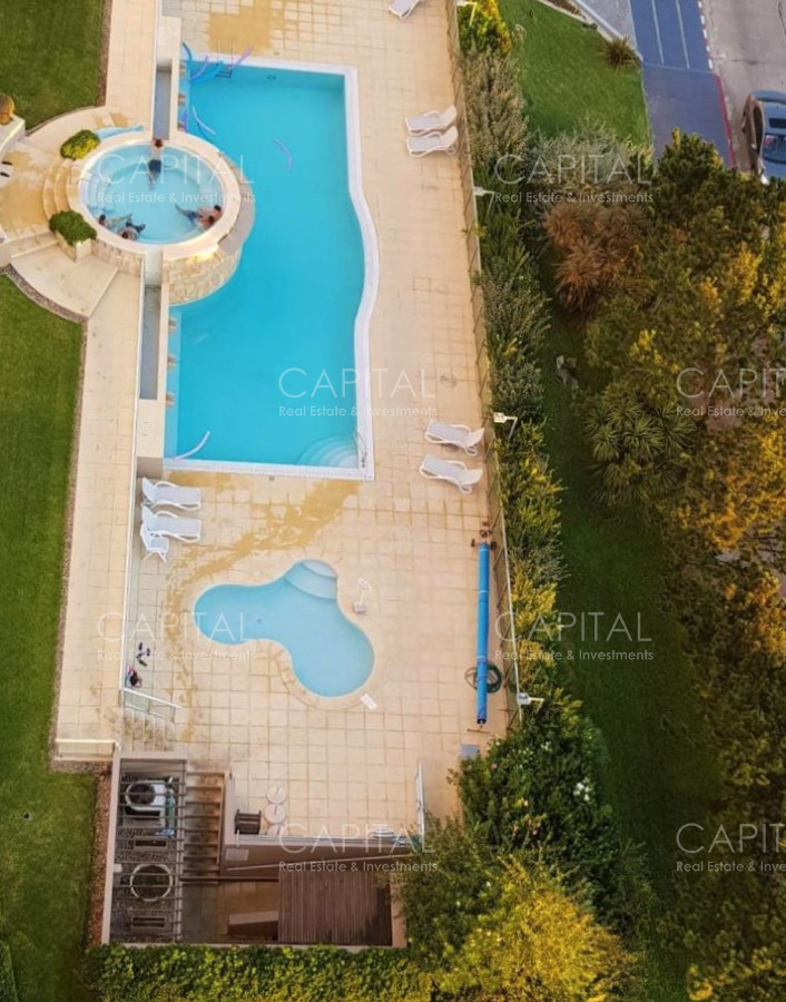 Apartamento ID.32842 - Apartamento con vista al mar en venta en Playa Mansa.
