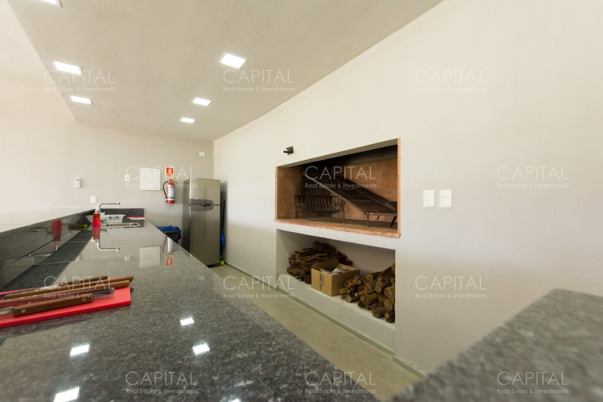 Apartamento ID.27548 - Apartamento en Venta y Alquiler en Playa Brava Punta del Este