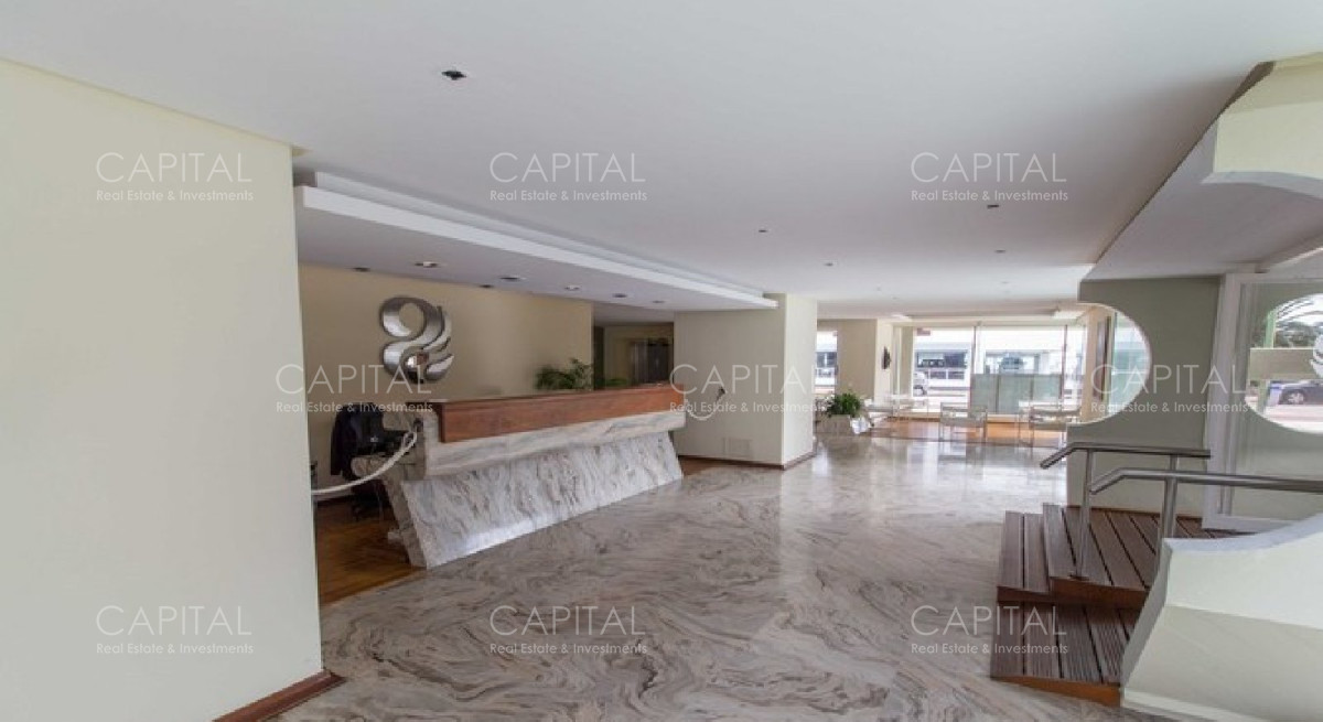 Apartamento ID.33467 - Fontemar Punta del Este Apartamento de 4 dormitorios con vista al puerto en venta