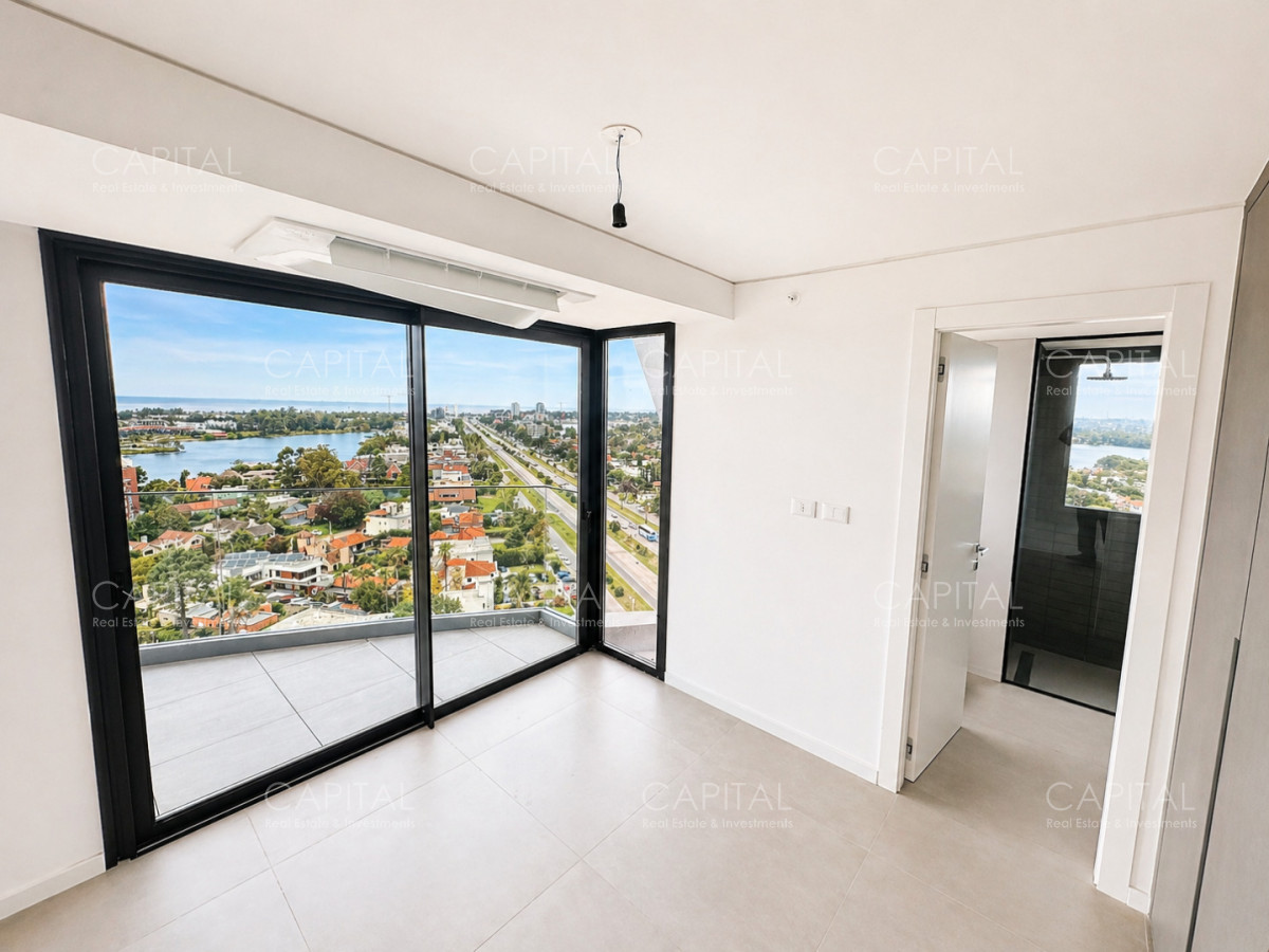 Apartamento ID.40103 - Penthouse en Carrasco | Piscina privada, solárium y doble parrillero