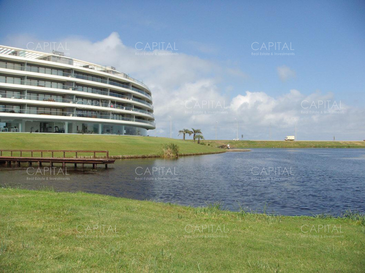 Apartamento ID.36205 - Apartamento en Venta de Tres Dormitorios en Laguna del Diario Punta del Este
