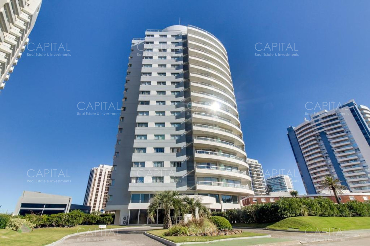 Apartamento ID.40162 - Apartamento en Venta en  Aidy Grill Punta del Este luminoso