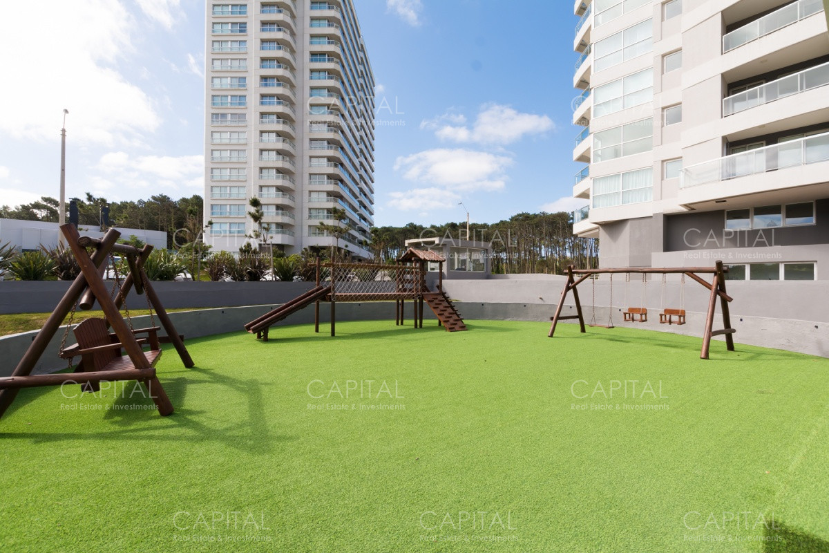 Apartamento ID.27548 - Apartamento en Venta y Alquiler en Playa Brava Punta del Este