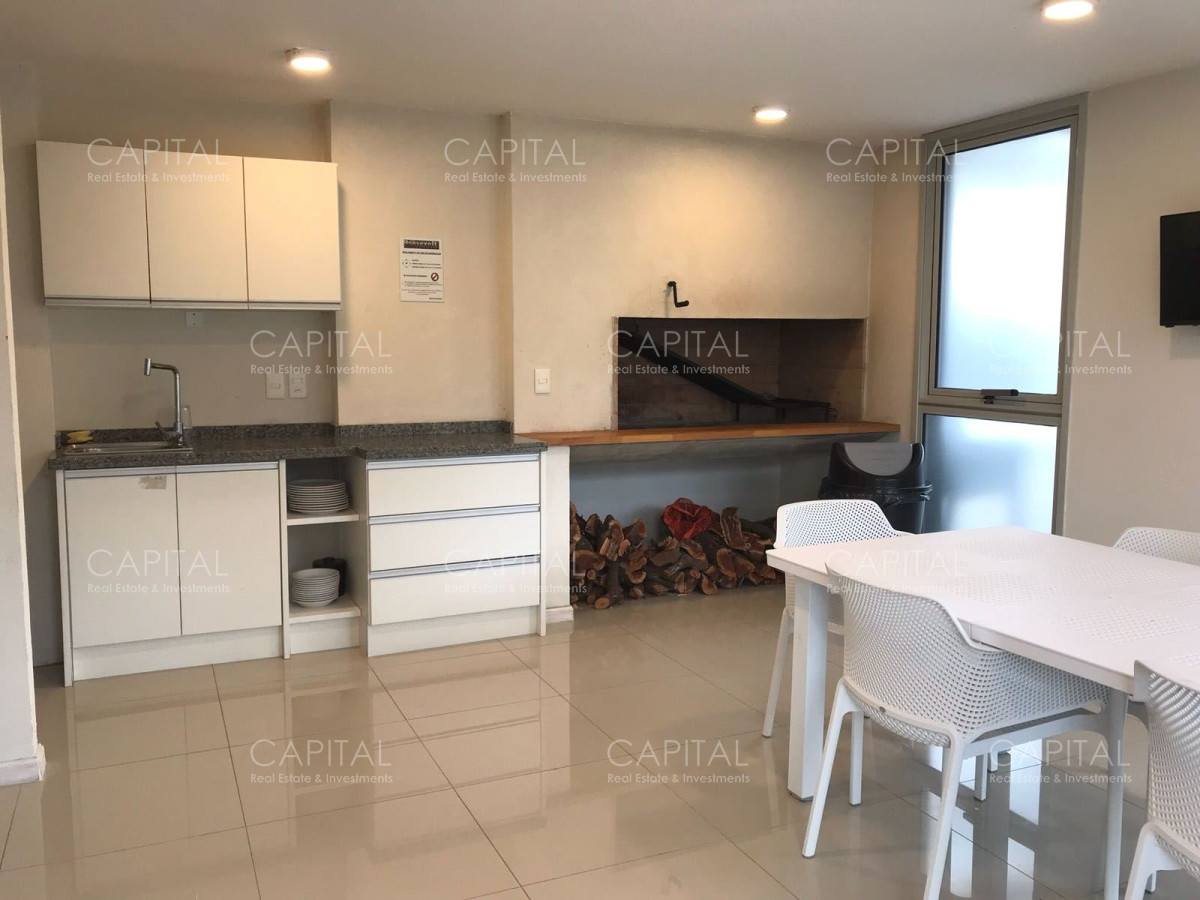 Apartamento ID.26592 - Moderno Apartamento de Dos Dormitorios con Balcón en Venta - Punta del Este