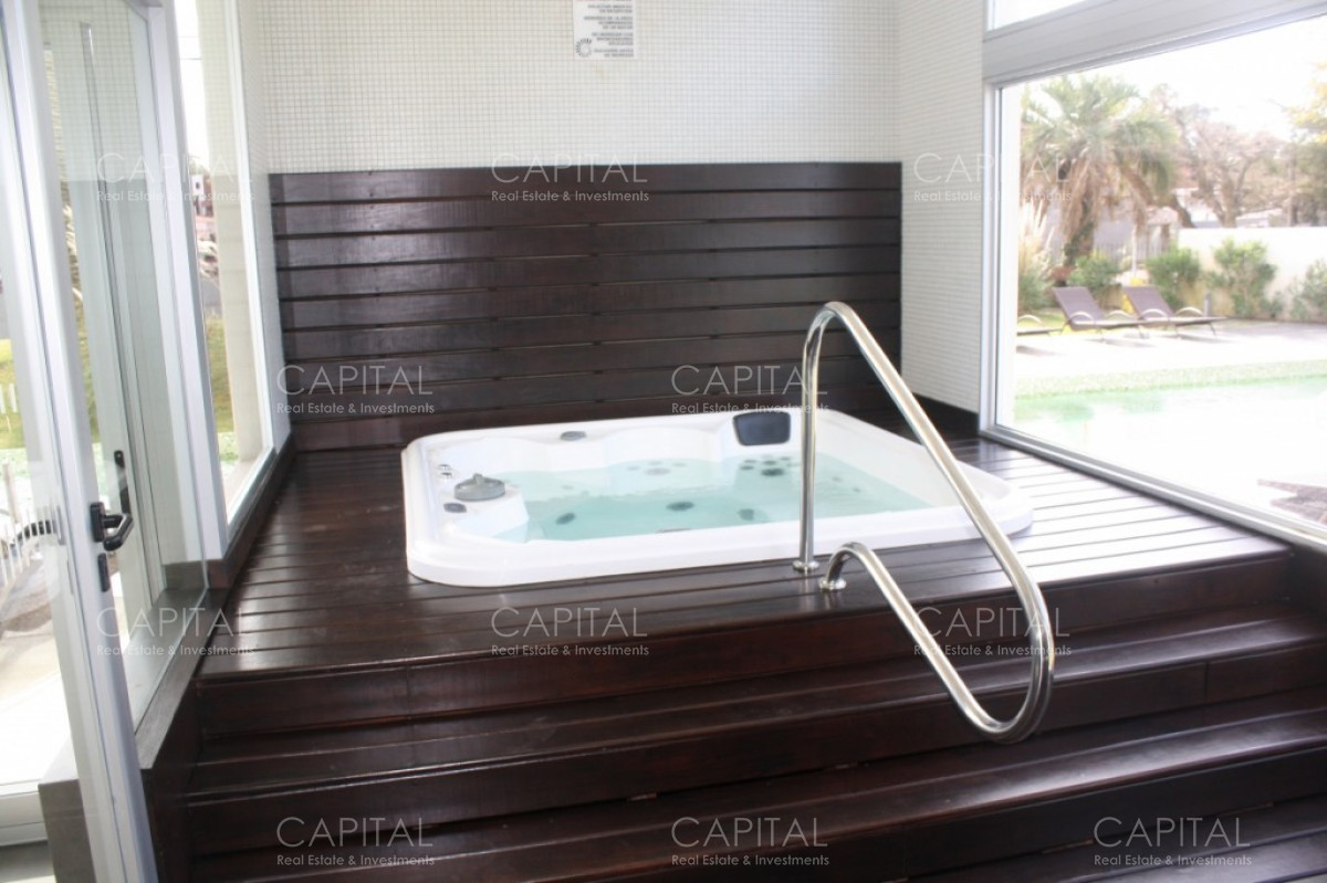 Apartamento ID.32497 - Venta departamento tres dormitorios en suite Playa Mansa Punta del Este