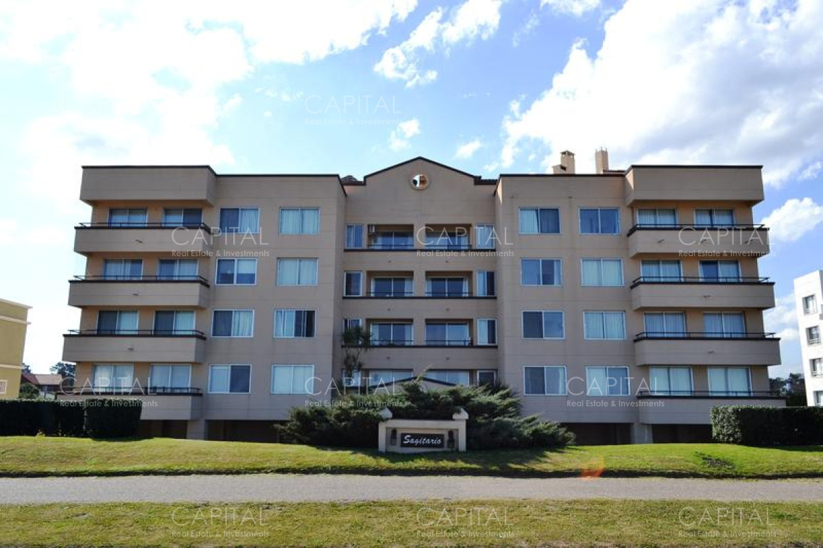 Apartamento ID.25811 - Apartamento en Venta Playa Mansa, Punta del Este Primera Linea