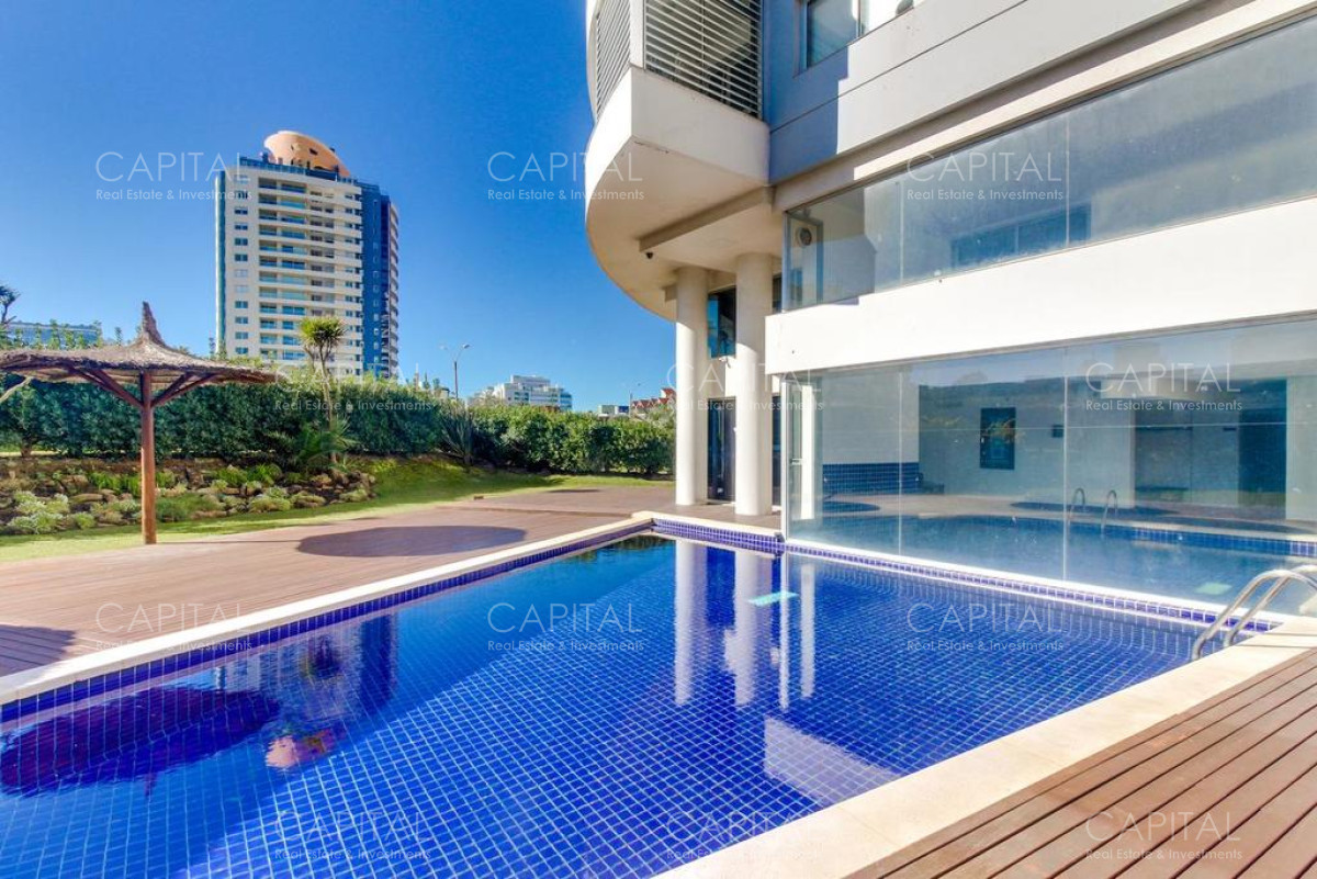 Apartamento ID.40162 - Apartamento en Venta en  Aidy Grill Punta del Este luminoso