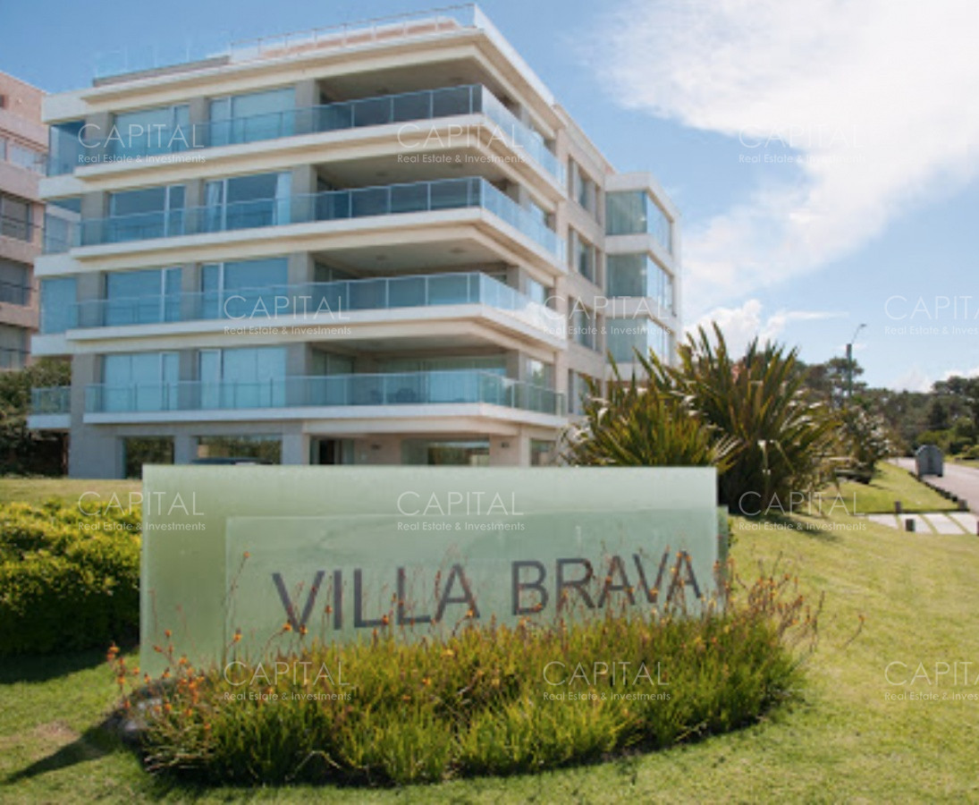 Apartamento ID.40745 - Departamento en Primera línea en Punta del Este,Playa Bravaen Venta