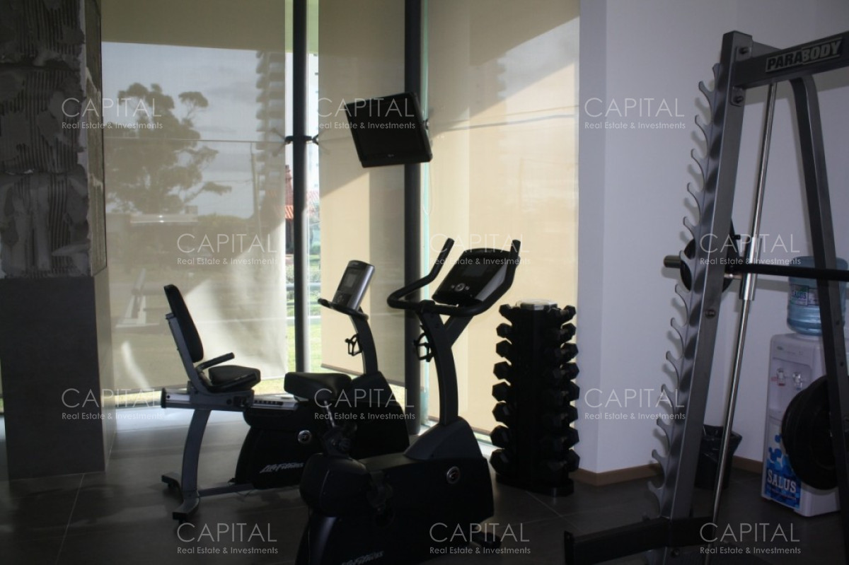 Apartamento ID.32497 - Venta departamento tres dormitorios en suite Playa Mansa Punta del Este