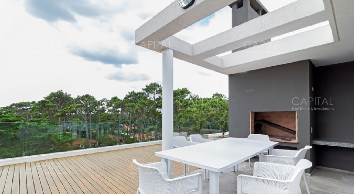 Apartamento ID.26592 - Moderno Apartamento de Dos Dormitorios con Balcón en Venta - Punta del Este