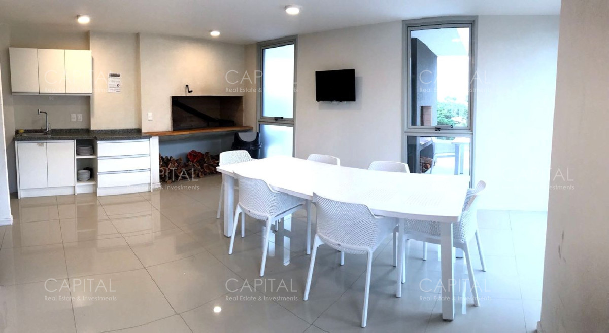 Apartamento ID.26592 - Moderno Apartamento de Dos Dormitorios con Balcón en Venta - Punta del Este