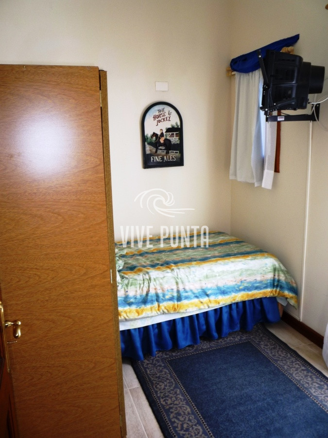Casa ID.852 - Zona paradas en inmejorable entorno.