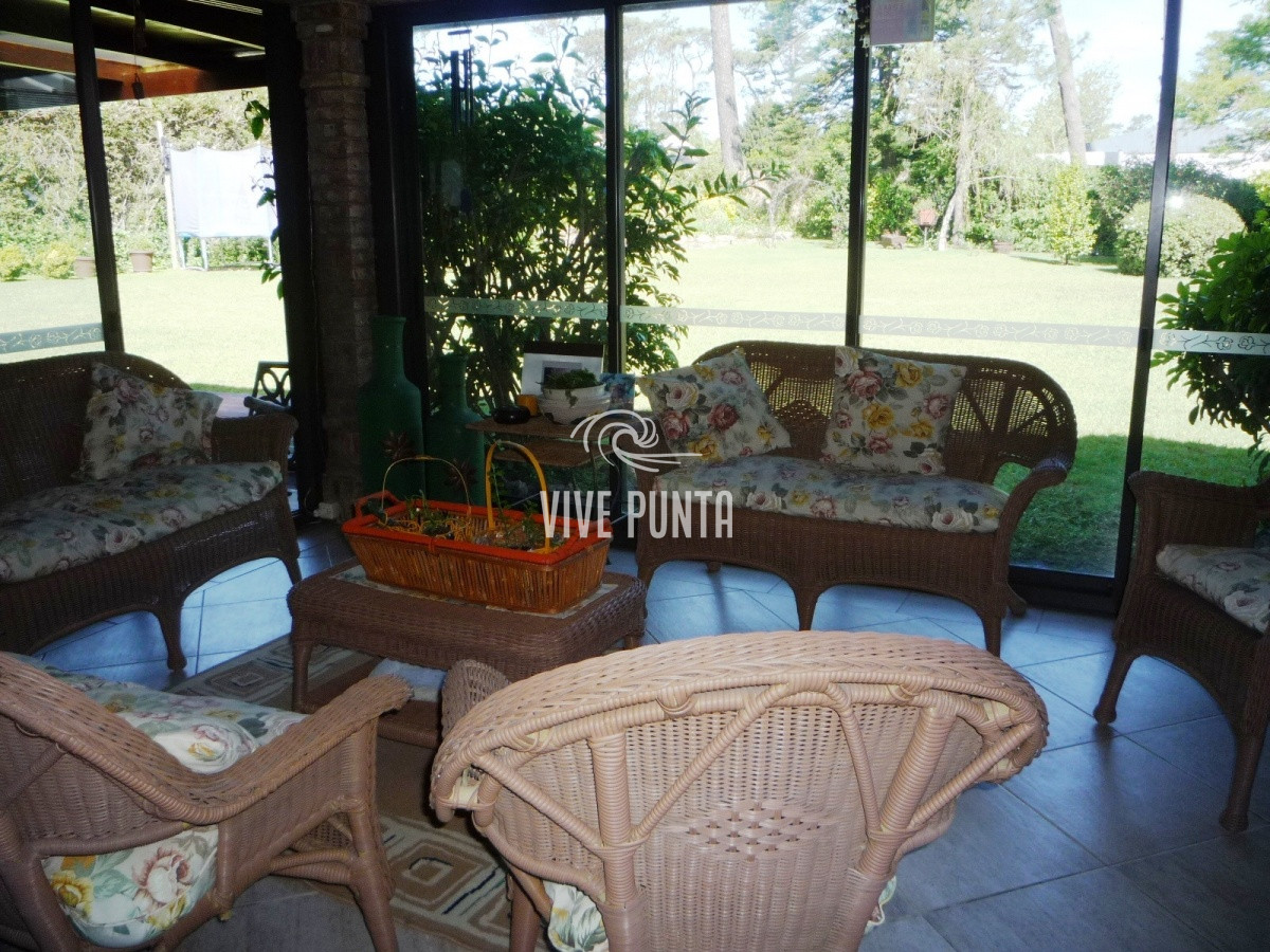 Casa ID.852 - Zona paradas en inmejorable entorno.