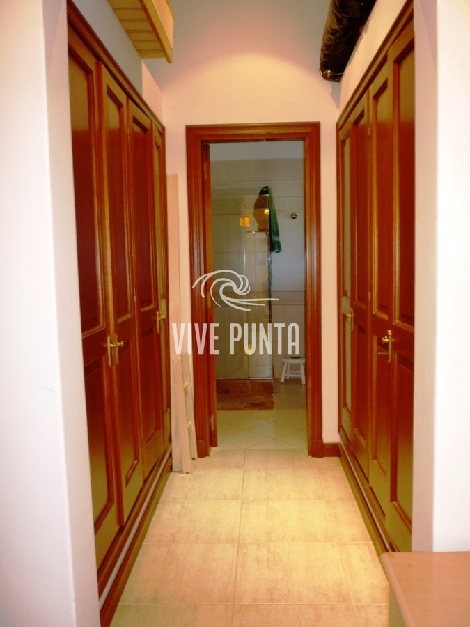 Casa ID.852 - Zona paradas en inmejorable entorno.