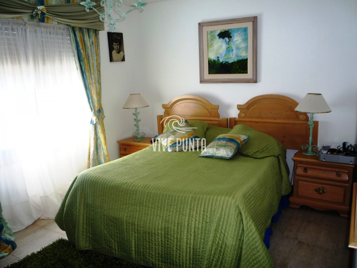 Casa ID.852 - Zona paradas en inmejorable entorno.
