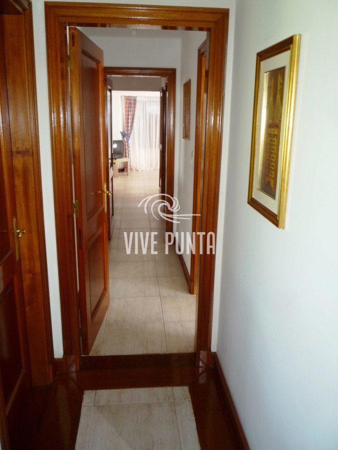 Casa ID.852 - Zona paradas en inmejorable entorno.
