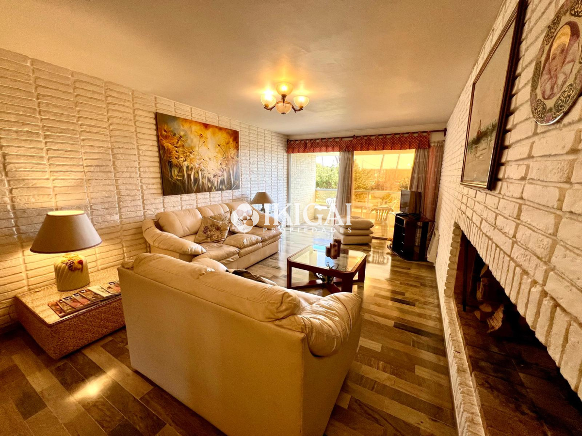 Apartamento ID.179 - Muy buen edificio