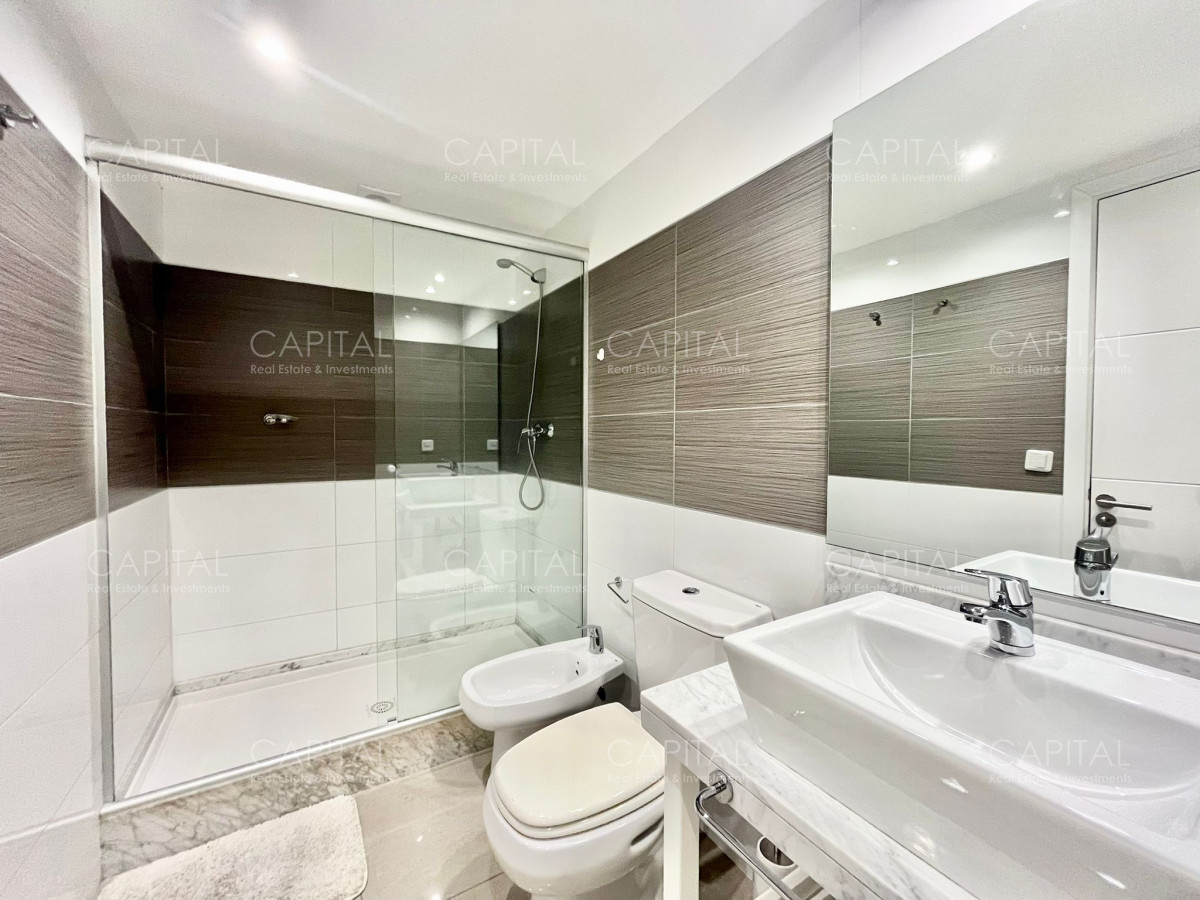 Apartamento ID.33965 - Apartamento de un dormitorio en venta, Torre One Punta del Este.