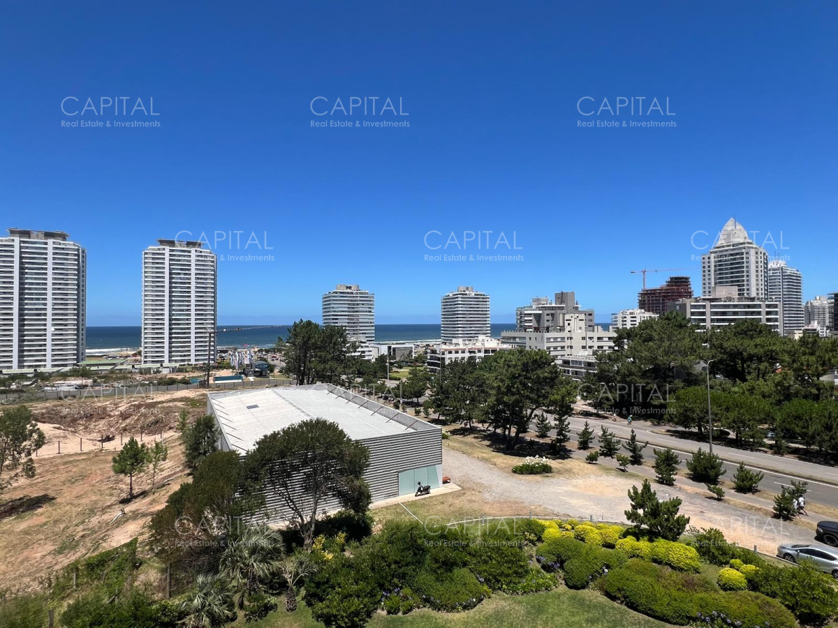 Apartamento ID.33965 - Apartamento de un dormitorio en venta, Torre One Punta del Este.