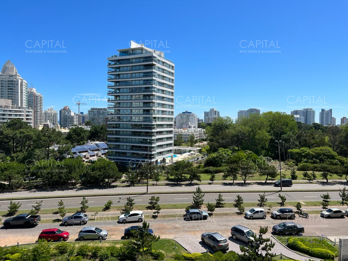 Apartamento ID.33965 - Apartamento de un dormitorio en venta, Torre One Punta del Este.