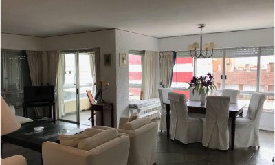 Cómodo depto. en alquiler en plena Pení­nsula, cerca de todo.
