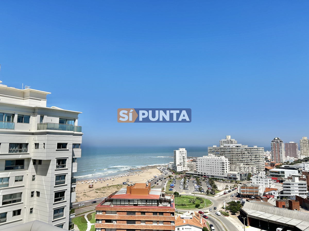 VENTA DE PENTHOUSE DE 2 DORMITORIOS EN EDIFICIO IMPERIALE III PUNTA DEL ESTE  - SPT6626A