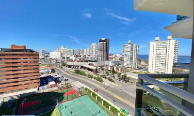 VENTA DE APARTAMENTO DE 2 SUITES EN TORRE IMPERIALE III PUNTA DEL ESTE