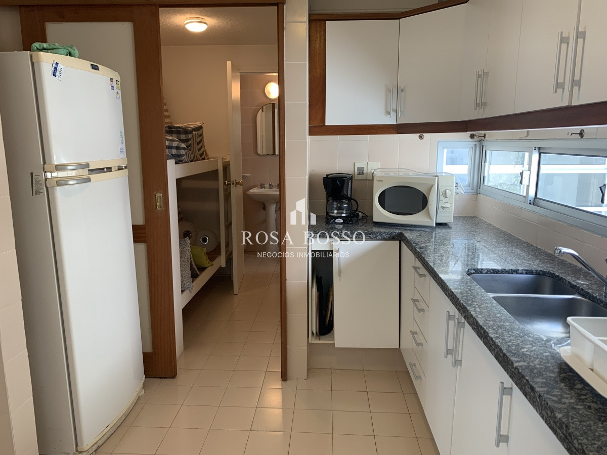 Apartamento ID.8631 - VENTA DE APARTAMENTO DE 2 DORMITORIOS EN BRAVA PUNTA DEL ESTE 