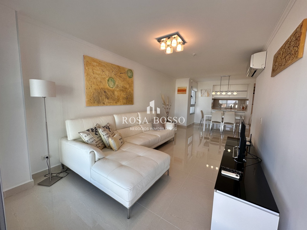 Apartamento ID.9216 - ALQUILER ANUAL APARTAMENTO 2 DORMITORIOS Y 2 BAÑOS MIAMI BOULEVARD