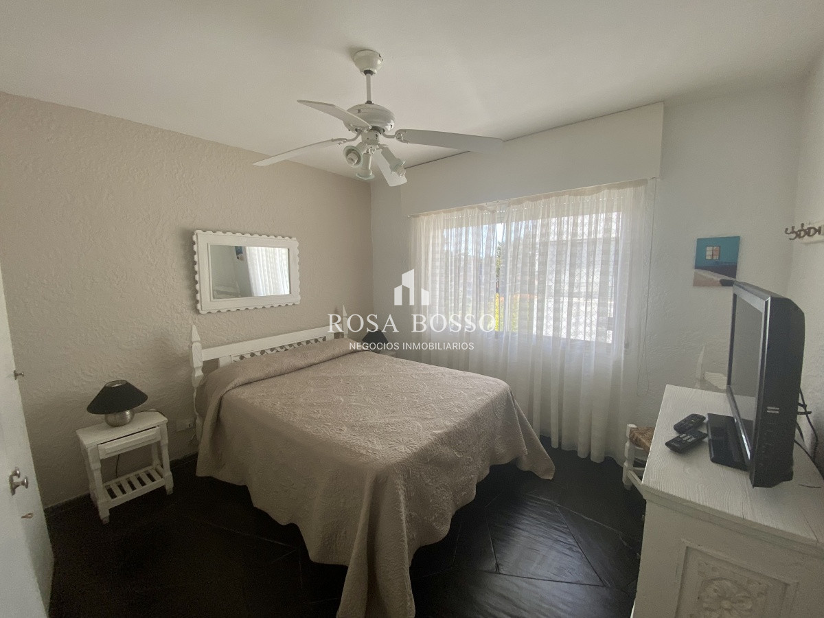 Apartamento ID.9296 - VENTA DE APARTAMENTO DE 1 DORMITORIO EN MANSA PUNTA DEL ESTE 