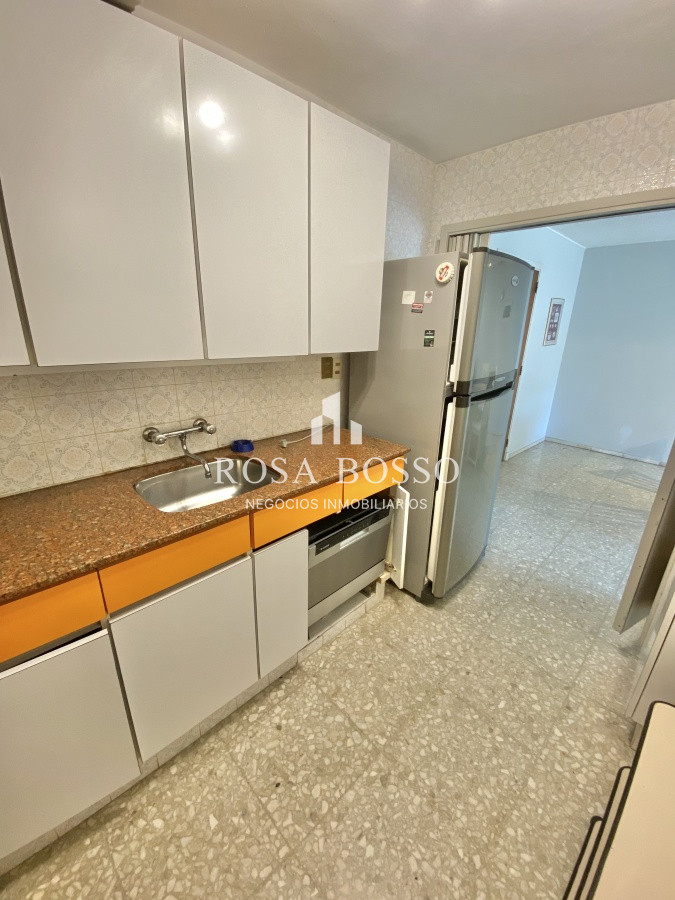 Apartamento ID.8870 - Apartamento, Venta, 3 dormitorio, Punta del Este, Península