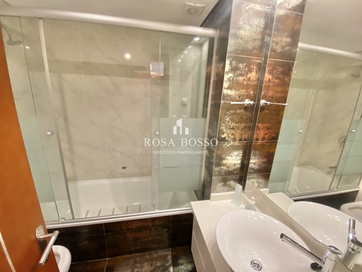 Apartamento ID.9217 - ALQUILER ANUAL-INVERNAL DE APARTAMENTO DE 2 DORMITORIOS EN EDIFICIO MIAMI BOULEVARD