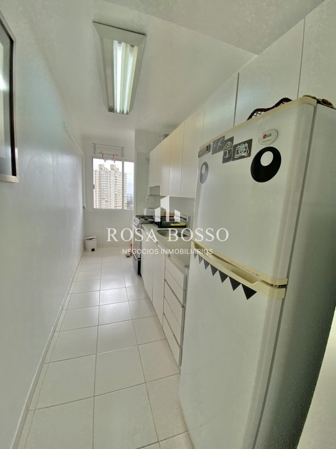 Apartamento ID.8663 - Venta de apartamento de dos dormitorios reciclado 