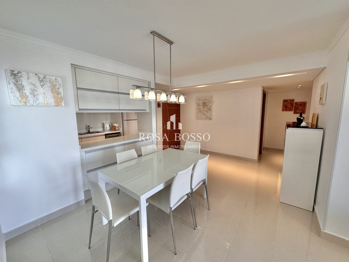 Apartamento ID.9216 - ALQUILER ANUAL APARTAMENTO 2 DORMITORIOS Y 2 BAÑOS MIAMI BOULEVARD