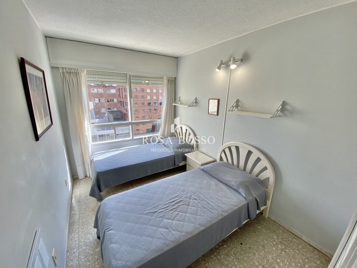 Apartamento ID.8870 - Apartamento, Venta, 3 dormitorio, Punta del Este, Península