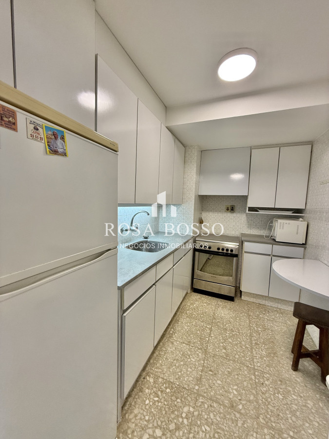 Apartamento ID.8869 - Apartamento, Venta, 3 dormitorios, Península, Punta del Este
