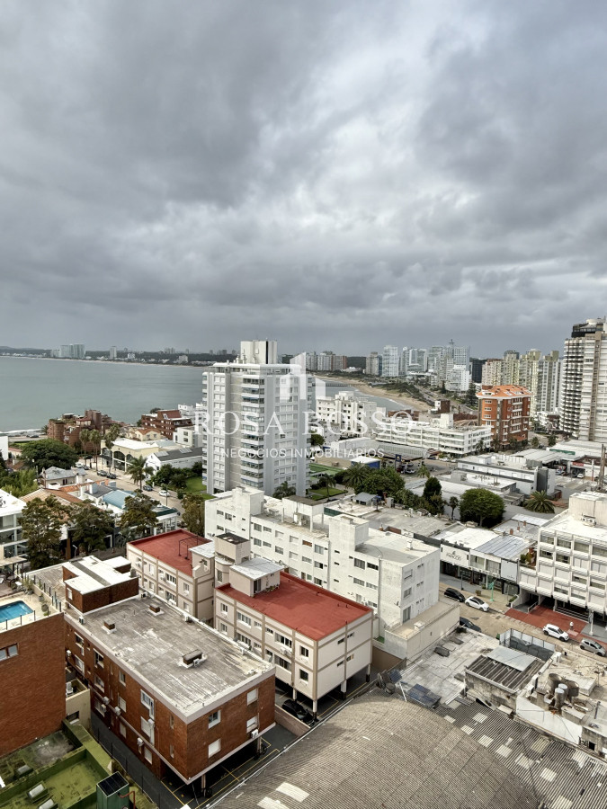 Apartamento ID.8869 - Apartamento, Venta, 3 dormitorios, Península, Punta del Este