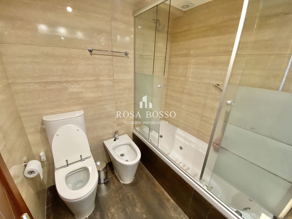 Apartamento ID.9217 - ALQUILER ANUAL-INVERNAL DE APARTAMENTO DE 2 DORMITORIOS EN EDIFICIO MIAMI BOULEVARD