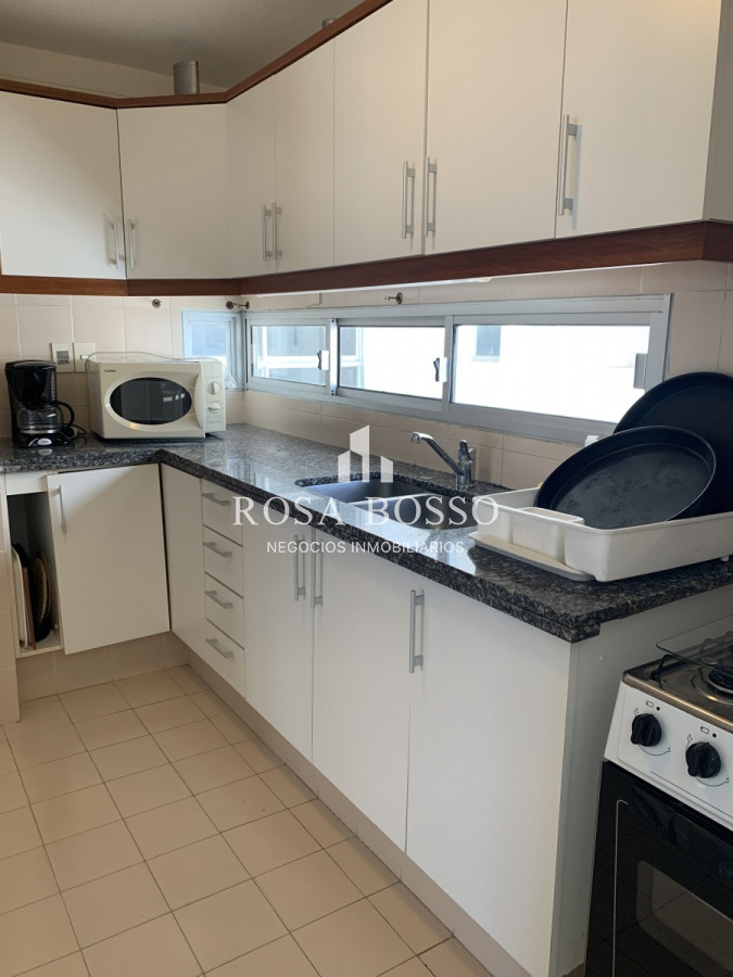 Apartamento ID.8631 - VENTA DE APARTAMENTO DE 2 DORMITORIOS EN BRAVA PUNTA DEL ESTE 