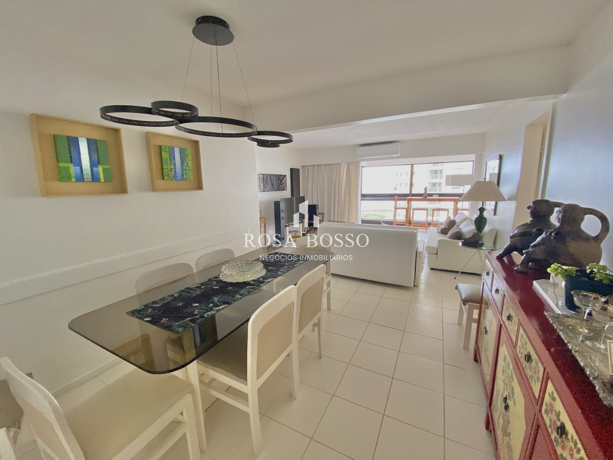 Apartamento ID.8663 - Venta de apartamento de dos dormitorios reciclado 