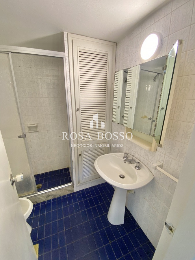 Apartamento ID.8870 - Apartamento, Venta, 3 dormitorio, Punta del Este, Península