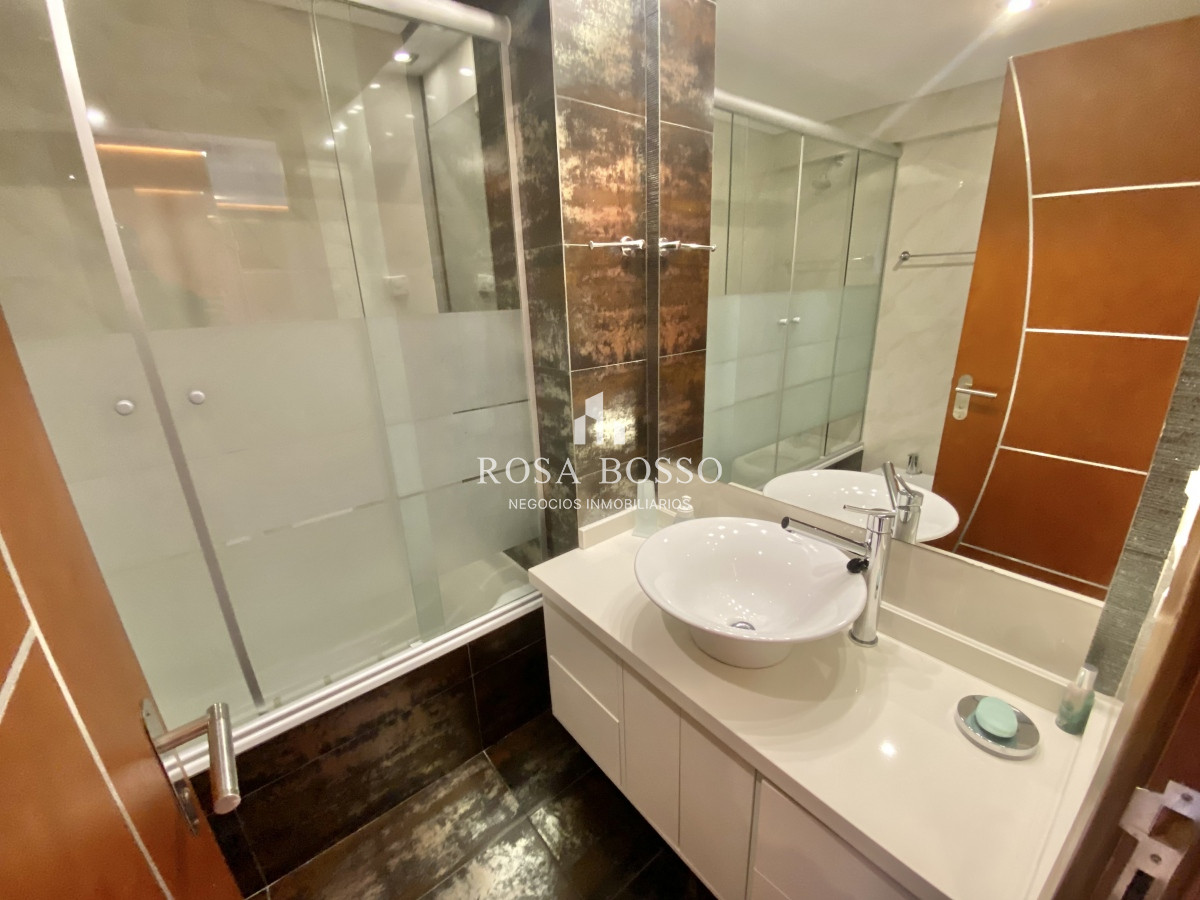 Apartamento ID.9217 - ALQUILER ANUAL-INVERNAL DE APARTAMENTO DE 2 DORMITORIOS EN EDIFICIO MIAMI BOULEVARD