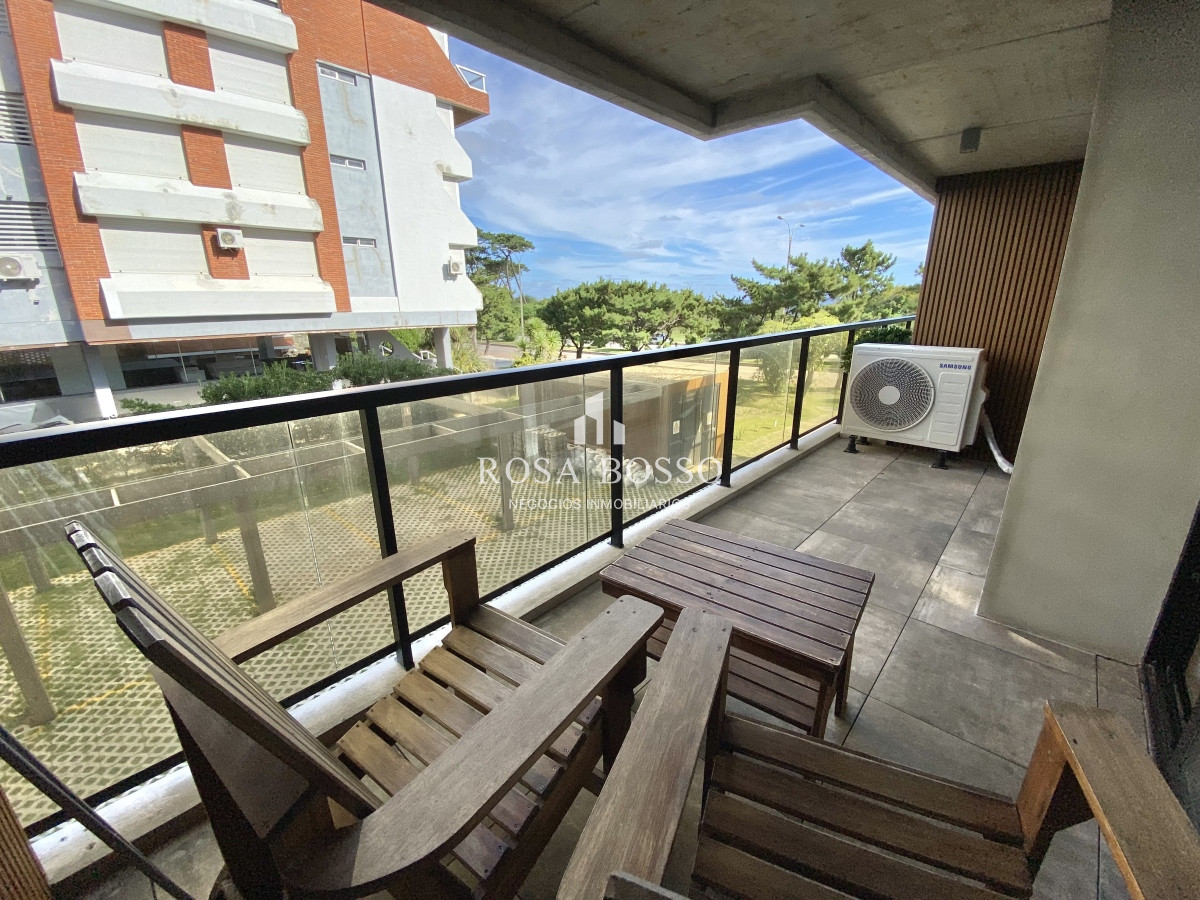 Apartamento ID.9324 - VENTA APARTAMENTO 1 DORMITORIO EDIFICIO MANSA INN BEACH
